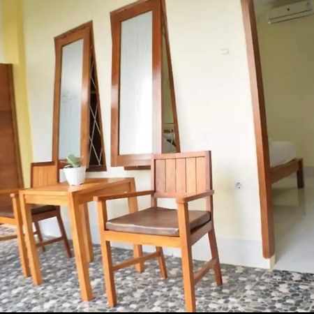 Kj Inn Homestay Сенгиги Екстериор снимка